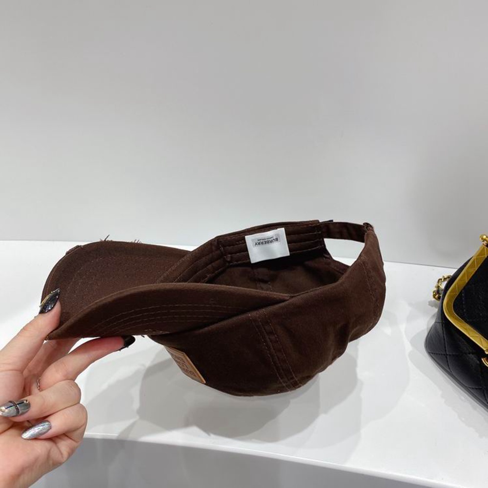 B**rry hat